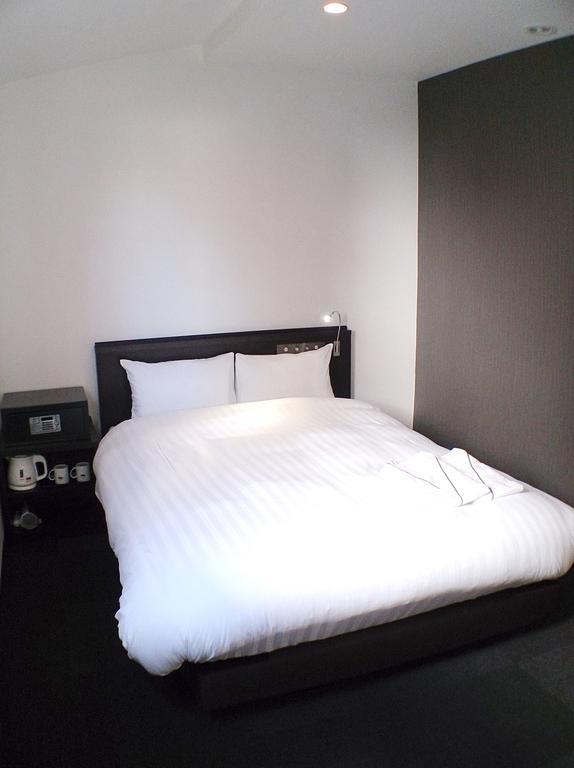 Akasaka Crystal Hotel (Adults Only) Tokyo Bagian luar foto