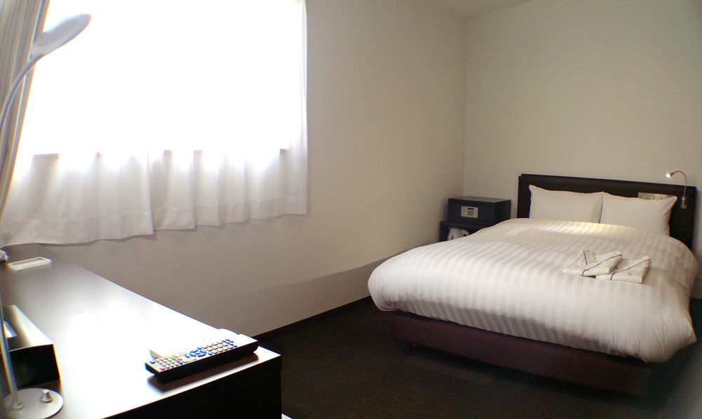 Akasaka Crystal Hotel (Adults Only) Tokyo Bagian luar foto